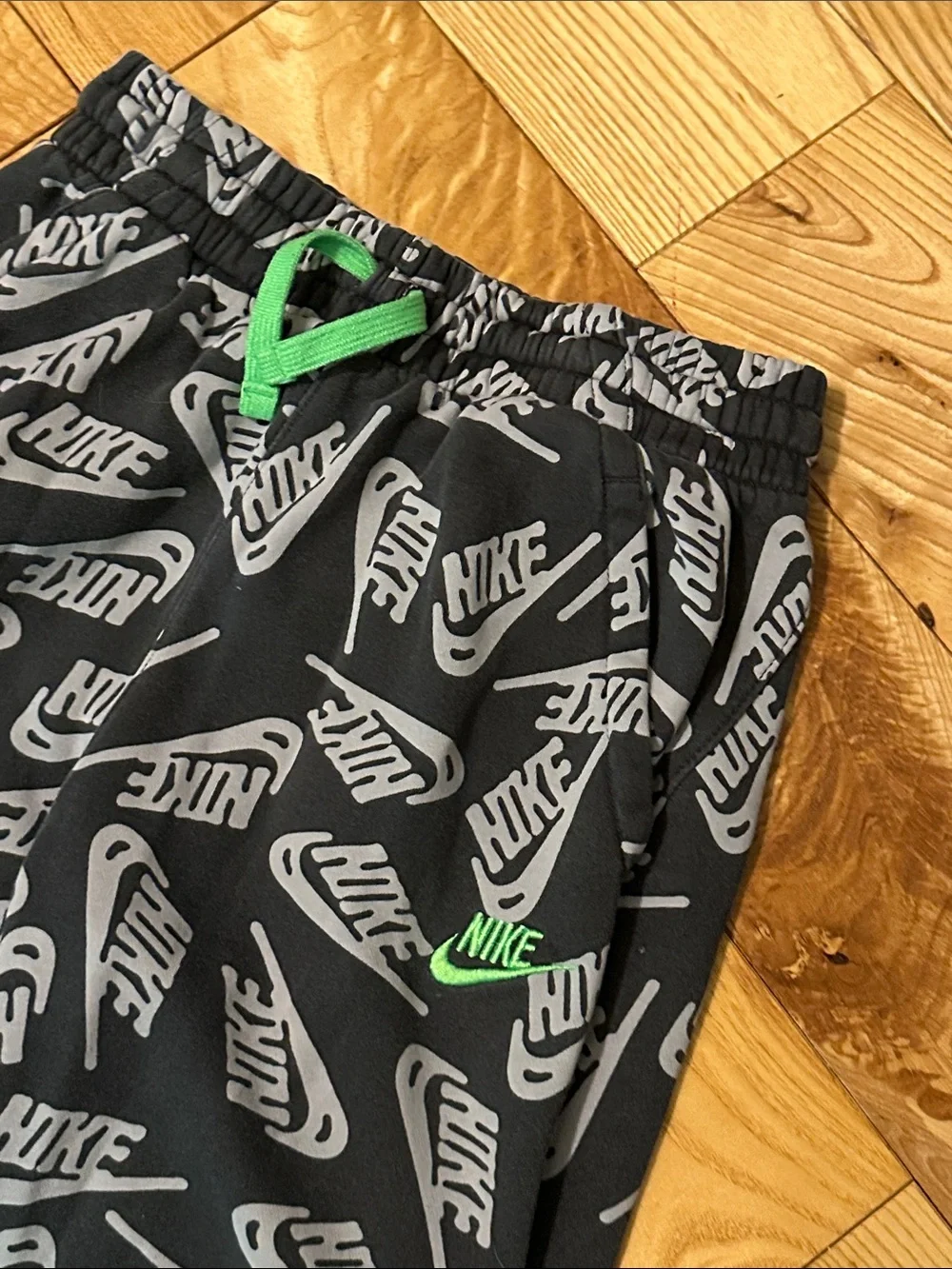 Nike Kids Hoodie & Joggers Set, Gray, XL